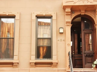 Beautiful Brownstone One Bedroom in Brooklyn (May 1st to July...