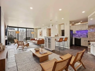 29th Floor High-rise Condo in the Heart of Downtown Denver